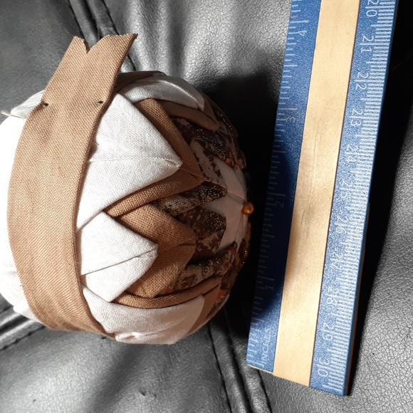 #23 NWOT Christmas Ornament - Picture 2 of 3